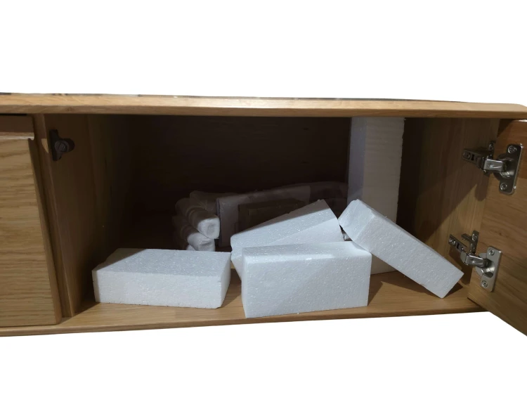 Szafka RTV 240x45 cm z drewna Treveris