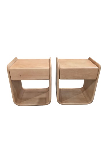 prostokatny-stolik-nocny-z-szuflada-40x30-cm-z-drewna-tinsley