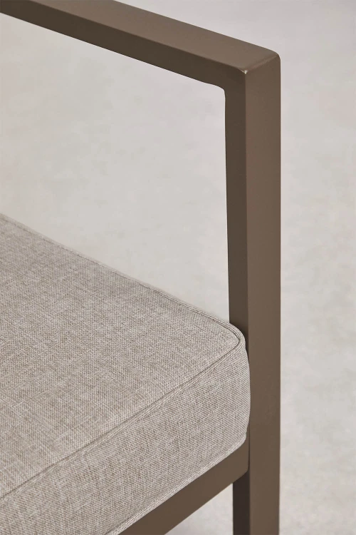 3-osobowa-sofa-ogrodowa-z-aluminium-i-drewna-akacjowego-lipov (5).jpg