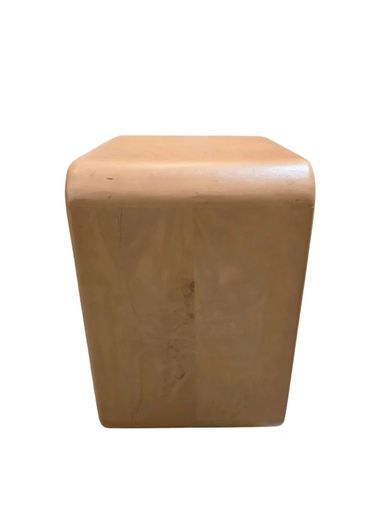 stolik-pomocniczy-tinsley-z-drewna-35x40-cm.jpg