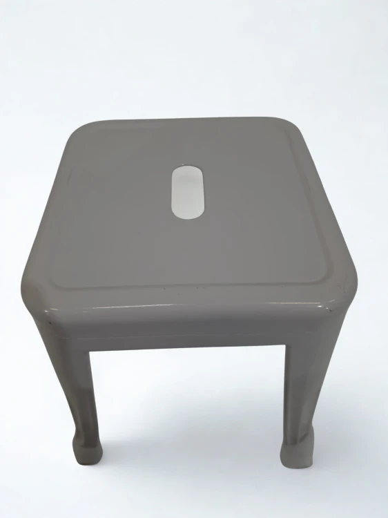 Niski stołek 45 cm sztaplowany ze stali Lix