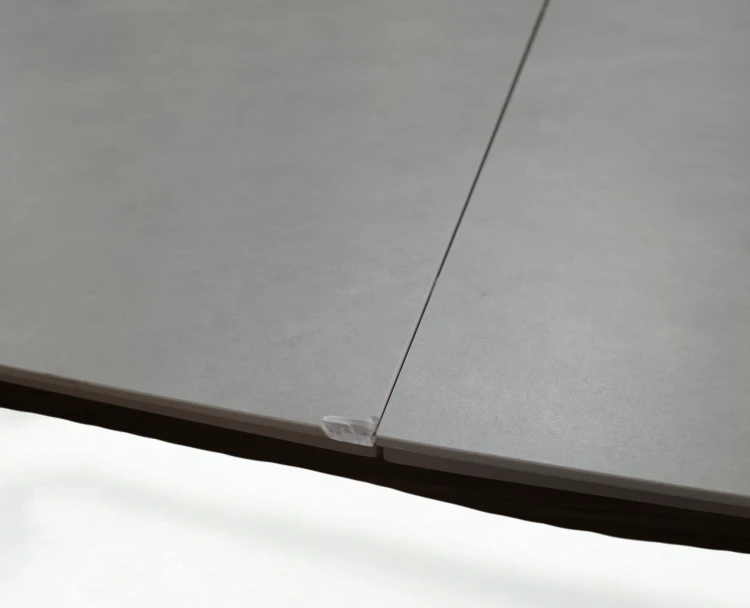 Prostokątny stół ogrodowy 220-280x100 cm rozkładany z ceramiki i aluminium Zinti